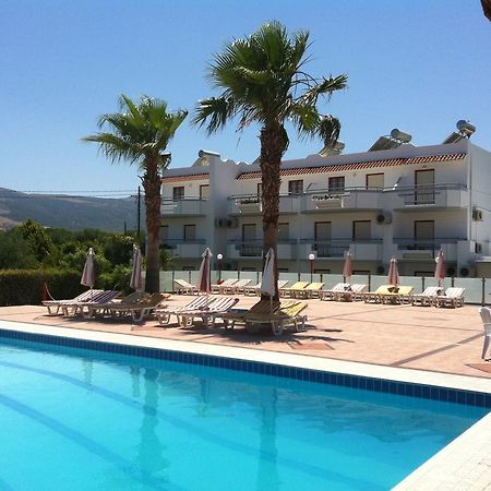 Sandy'S Studios Apartments & Log-Villas Kos By Eksteriør billede