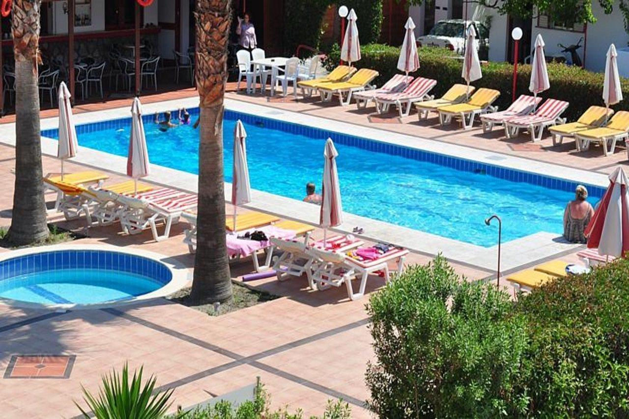 Sandy'S Studios Apartments & Log-Villas Kos By Eksteriør billede