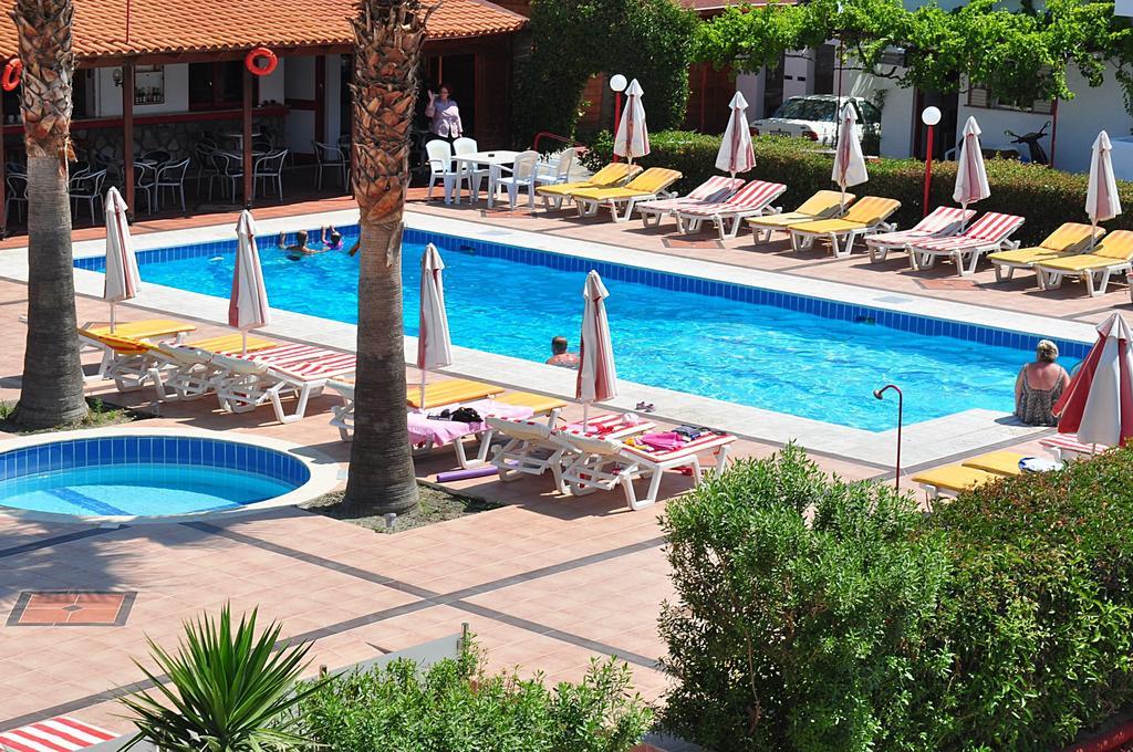 Sandy'S Studios Apartments & Log-Villas Kos By Eksteriør billede