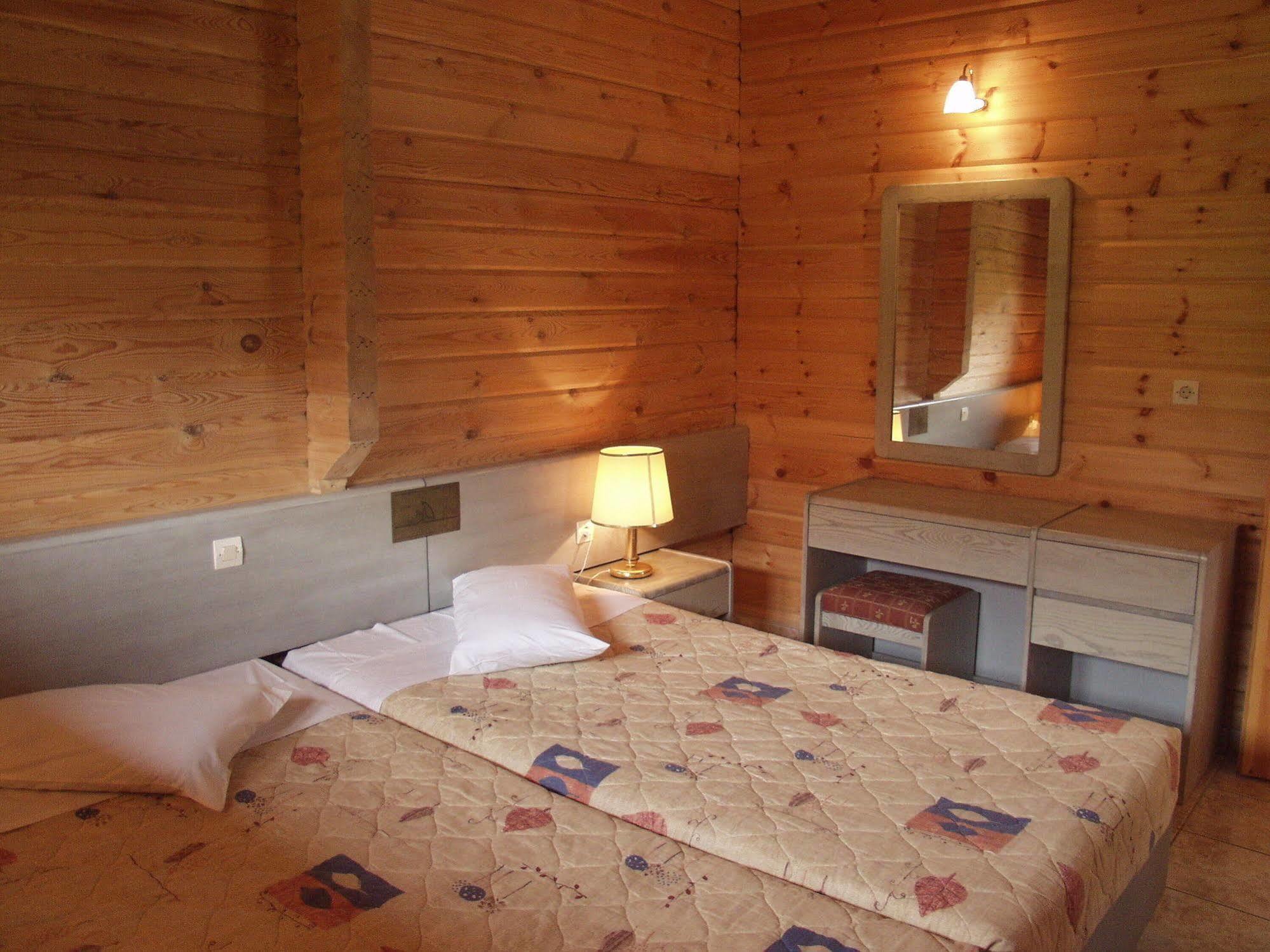 Sandy'S Studios Apartments & Log-Villas Kos By Eksteriør billede