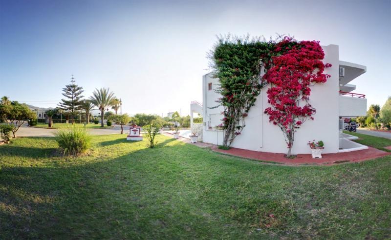Sandy'S Studios Apartments & Log-Villas Kos By Eksteriør billede