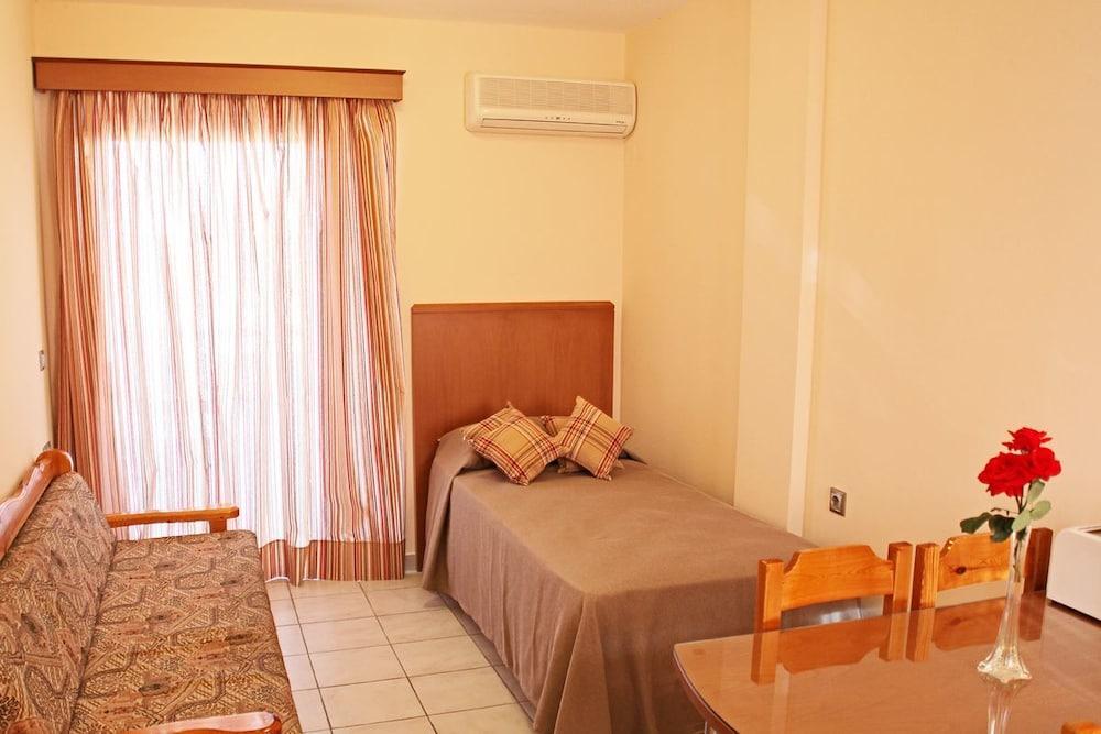 Sandy'S Studios Apartments & Log-Villas Kos By Eksteriør billede